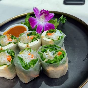 Noi Thai Cuisine - tofu fresh rolls - Thai Near Me - Seattle, Washington