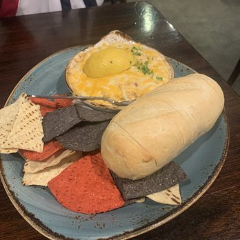 Federal House - Crab dip - American Near Me - Annapolis, Maryland