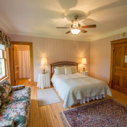 Snowbird Inn Bed & Breakfast