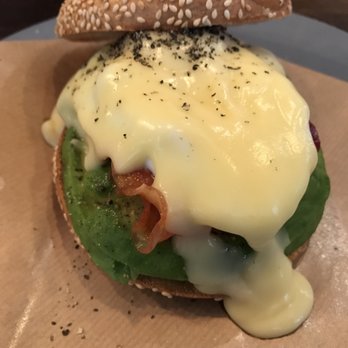 Hanso Café - Eggs benedict bagel - Coffee & Tea Near Me - Madrid, M Hanso Café - Eggs benedict bagel - Coffee & Tea Near Me - Madrid, M