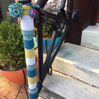 Fibre Space - Cool yarn bombing outside. - Knitting Supplies Near Me - Alexandria, Virginia