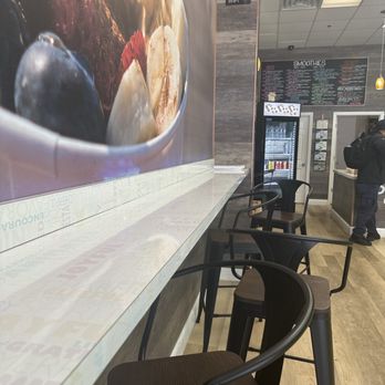 Sweetwater - Seating area - Juice Bars & Smoothies Near Me - Hartford, Connecticut Sweetwater - Seating area - Juice Bars & Smoothies Near Me - Hartford, Connecticut