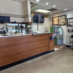 Sparky's Pizza - Sandy - Sparky's Pizza