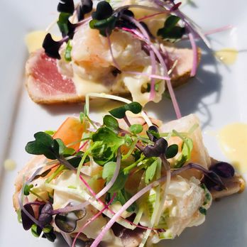 Sam's Chowder House - Ahi topped with shrimp - Seafood Near Me - Half Moon Bay, California