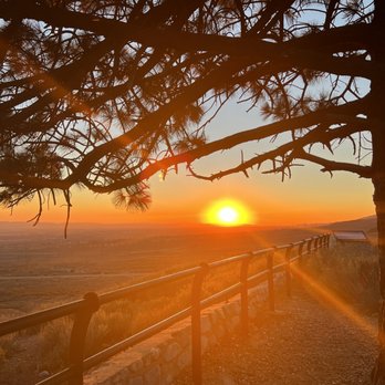North Etiwanda Preserve - Perfect to watch the sunset go down - Hiking Near Me - Rancho Cucamonga, California