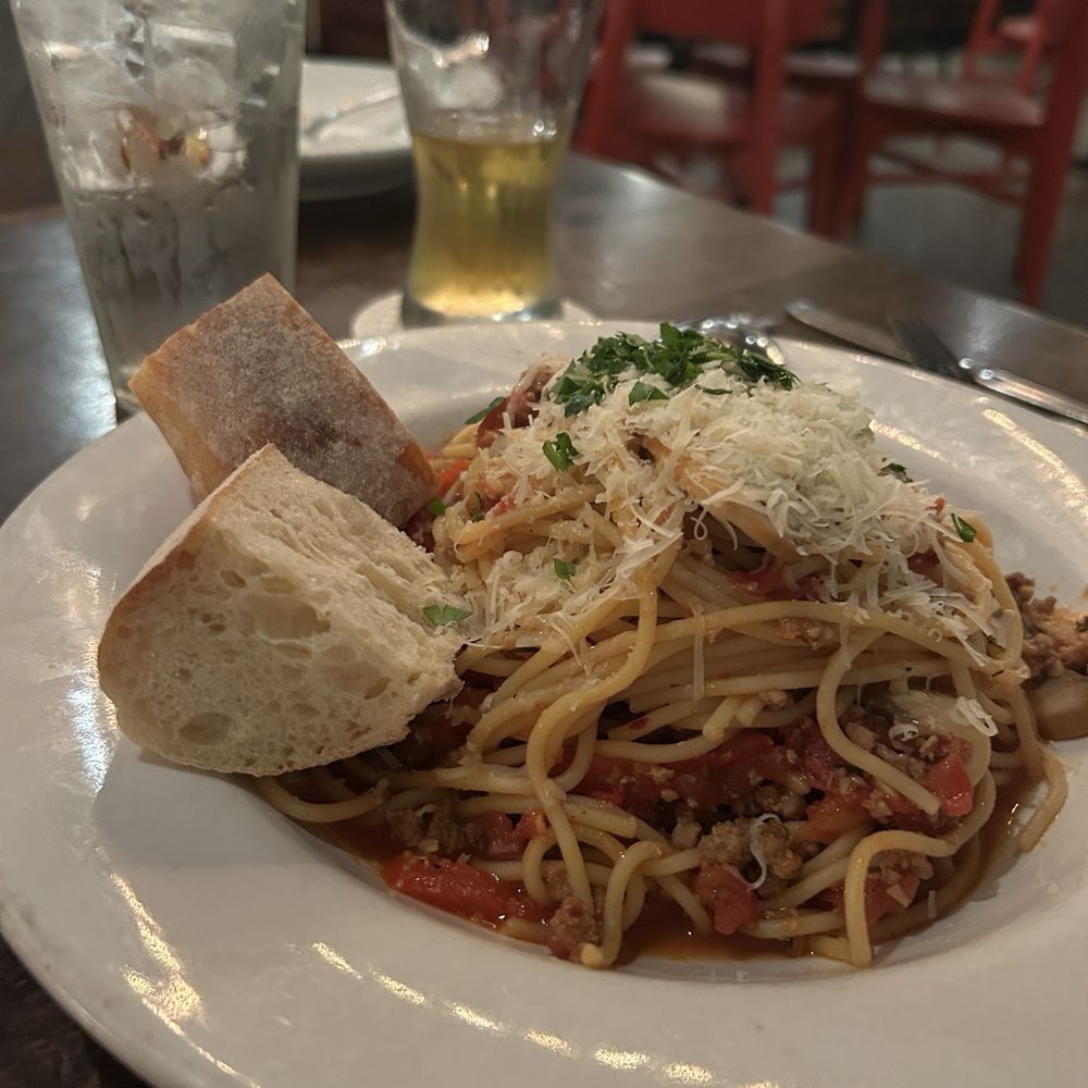 Pastini - Spicy Italian sausage in spaghetti with marinara sauce - Italian Near Me - Eugene, Oregon Pastini - Spicy Italian sausage in spaghetti with marinara sauce - Italian Near Me - Eugene, Oregon