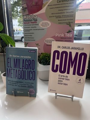 Sanatos Healthy Restaurant and Market by null