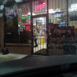 Lil Steve's