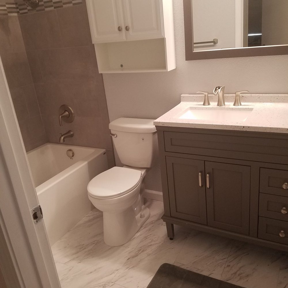 R LaBrie Construction - New bathroom - Handyman Near Me R LaBrie Construction - New bathroom - Handyman Near Me