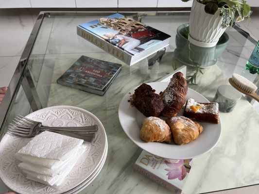 Mamma Leone Bakery by null