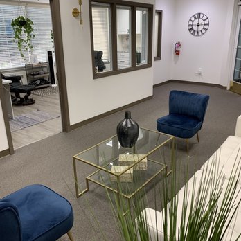 Osmosis Lounge - Waiting room - IV Hydration Near Me - Turlock, California