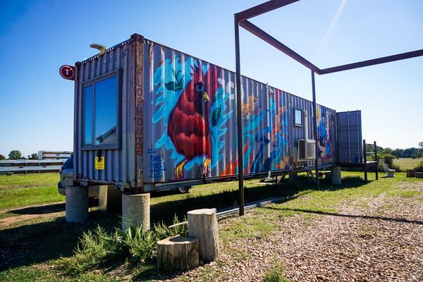FlopHouze - Shipping Container Hotel by null