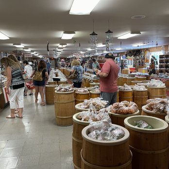 Country Kettle - Candy Stores Near Me - East Stroudsburg, Pennsylvania Country Kettle - Candy Stores Near Me - East Stroudsburg, Pennsylvania