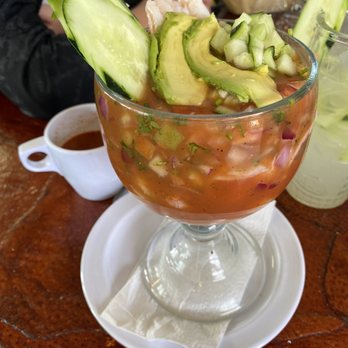 Mariscos Arcos Playas - Cóctel de camarones - Seafood Near Me - Tijuana, BCN