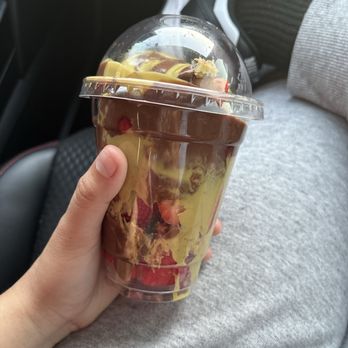 Dessert Lab Addison - Dubai Chocolate Strawberry Cup - Desserts Near Me - Dallas, Texas
