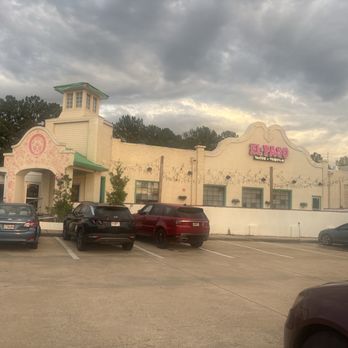 El Paso Tacos & Tequila - Outside of restaurant - Bars Near Me - Lilburn, Georgia El Paso Tacos & Tequila - Outside of restaurant - Bars Near Me - Lilburn, Georgia