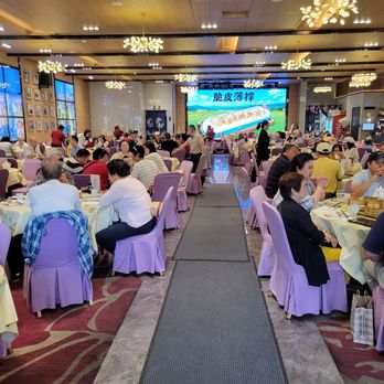Diamond Bay Restaurant - Dim Sum Near Me - Seattle, Washington