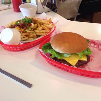 Schoop's Hamburgers - Burgers Near Me - Valparaiso, Indiana Schoop's Hamburgers - Burgers Near Me - Valparaiso, Indiana