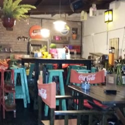 Almacén del Jazmín - Lugar de en encuentro con amigos, muy acogedor