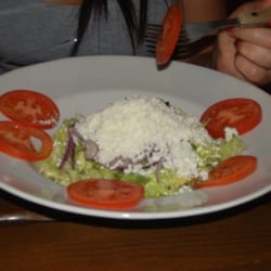 Pepe Lopez - ENSALADA DE NOPALITOS (kaktusové proužky,ledový salát, rajčata,balkán)Tohle je jediná věc, která mi tam kdy opravdu nechutnala!