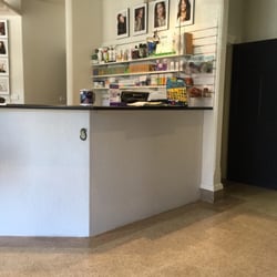 Richmond Veterinary Clinic - Front desk