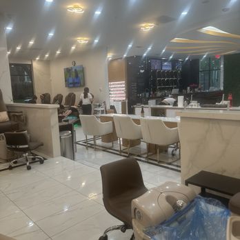 High Five Nail Bar - One area for pedicures and the full bar. - Nail Salons Near Me - Dallas, Texas