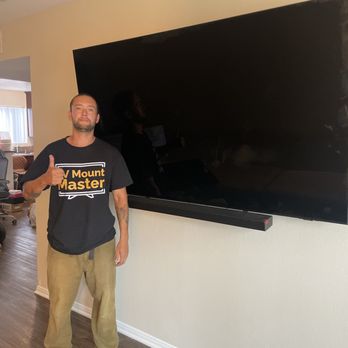 TV Mount Master - Russell and his awesome TV mounting job. - TV Mounting Near Me TV Mount Master - Russell and his awesome TV mounting job. - TV Mounting Near Me