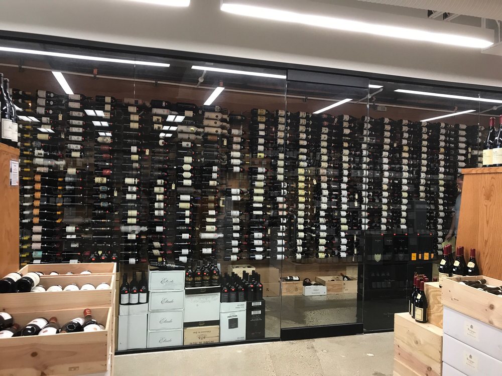 THE RED WAGON WINE SHOPPE 21 Photos & 43 Reviews 2940 S Rochester