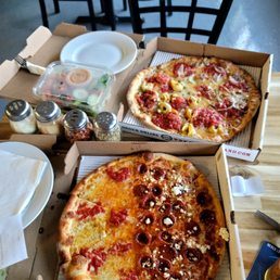 Our great Pizza combos.