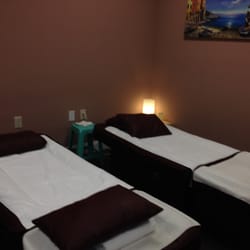 Natural Spa - Foot Reflexology Massage