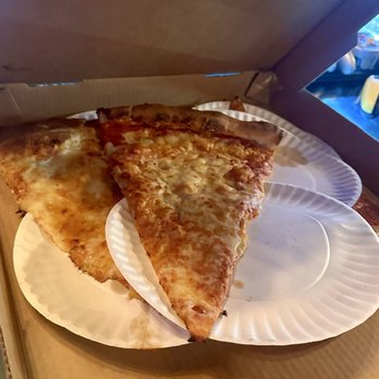 Bearded, a Social Tavern - Huge slices of pizza - Axe Throwing Near Me - North Charleston, South Carolina