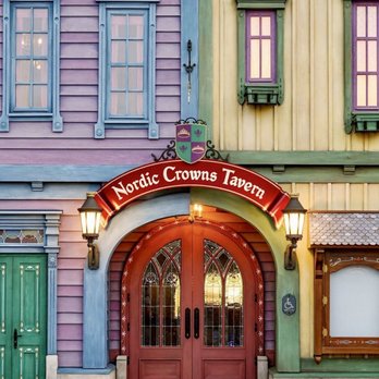 Nordic Crowns Tavern - Restaurants Near Me - Chessy, 77 Nordic Crowns Tavern - Restaurants Near Me - Chessy, 77