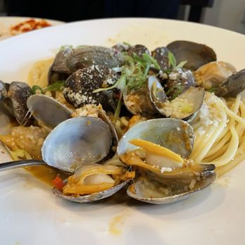 GRATA Italian Eatery - Italian Near Me - Windsor, California GRATA Italian Eatery - Italian Near Me - Windsor, California