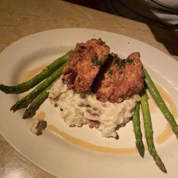 The Cheesecake Factory - American Near Me - Happy Valley, Oregon