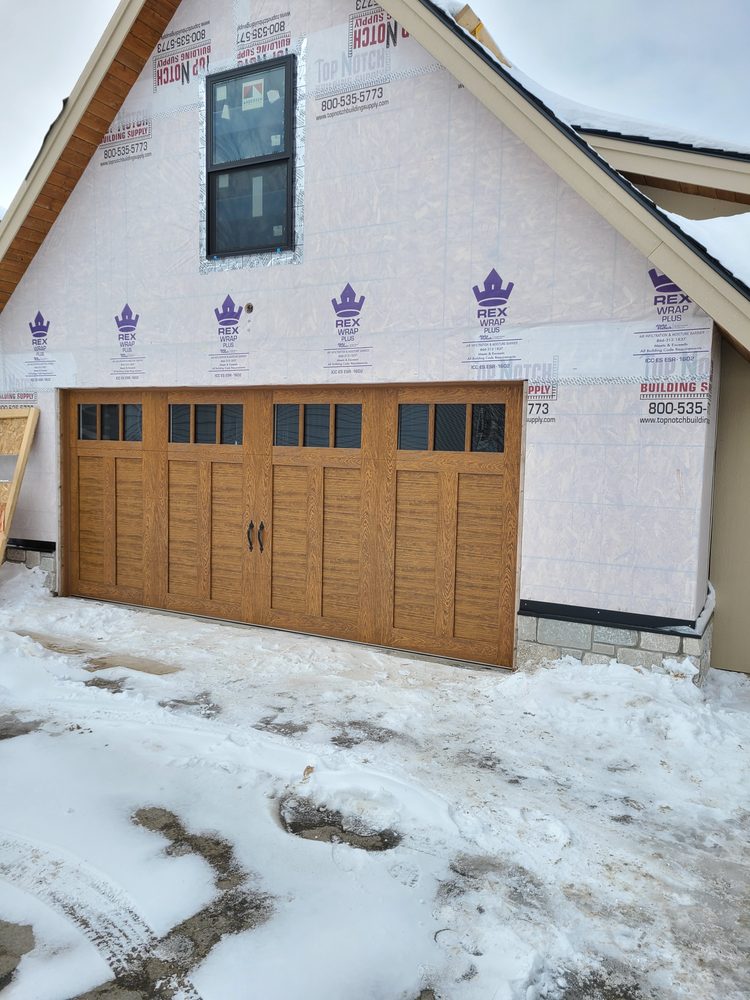 BERGGREN DOOR Updated October 2024 2411 Hiller Rdg, Johnsburg