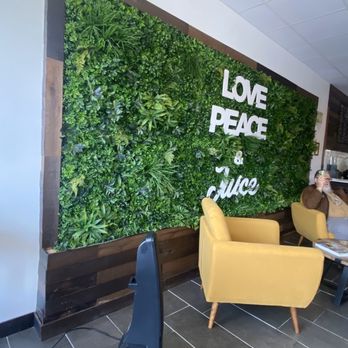 Crate & Press Juice Bar - Lunch - Juice Bars & Smoothies Near Me - Glenside, Pennsylvania