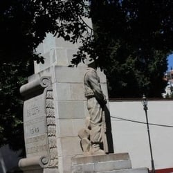 Jardín de Embajadoras