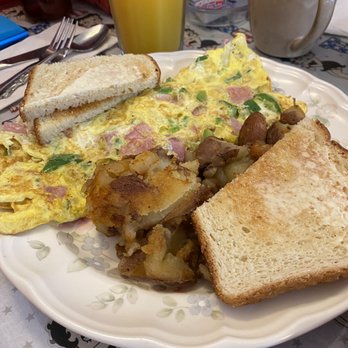 Betty Boops Diner - Western Omelet - Italian Near Me - Albany, New York Betty Boops Diner - Western Omelet - Italian Near Me - Albany, New York