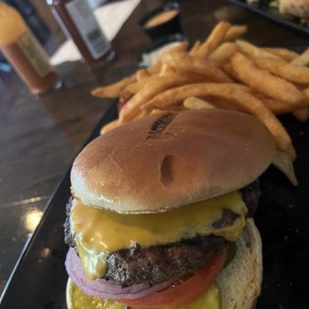 BACKROADS BURGER & BAR - Updated July 2024 - 215 Photos & 312 Reviews