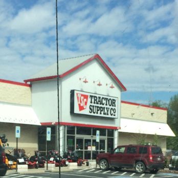 Tractor Supply - Storefront. - Livestock Feed & Supply Near Me - Ashland, Virginia Tractor Supply - Storefront. - Livestock Feed & Supply Near Me - Ashland, Virginia