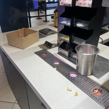 AMC Fullerton 20 - Cinema Near Me - Fullerton, California