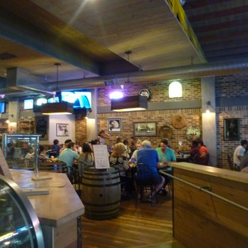 KINSmoke - Interior of Kinsmoke in Healdsburg. - Barbeque Near Me - Healdsburg, California