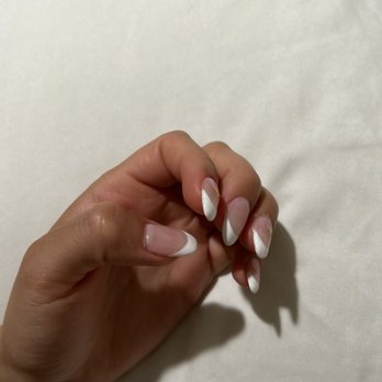 Lush Nail Studio - Sloppy. Edges of mail aren't painted - Waxing Near Me - Tustin, California