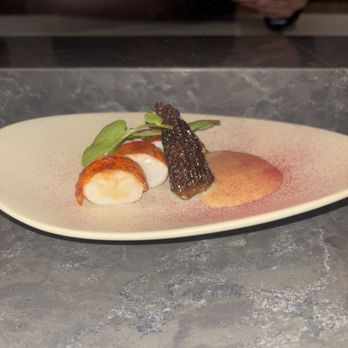 Restaurant Ki - Lobster with raspberry powder - Korean Near Me - Los Angeles, California Restaurant Ki - Lobster with raspberry powder - Korean Near Me - Los Angeles, California