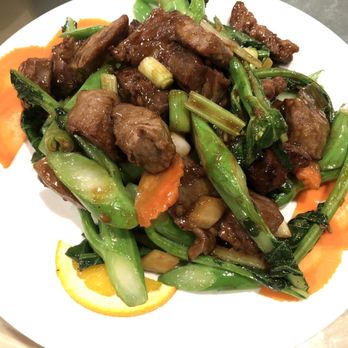 Dim Sum Palace - Steak cubes with Chinese broccoli - Dim Sum Near Me - New York, New York