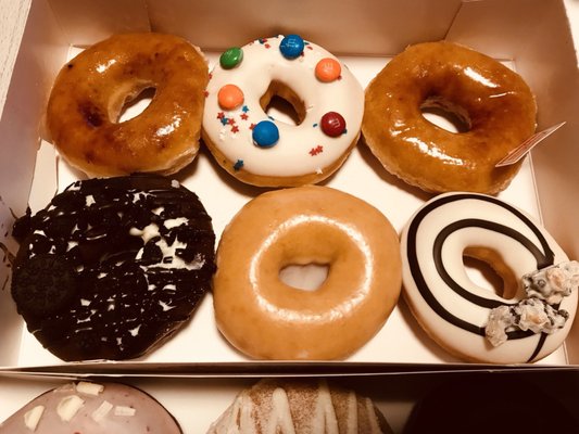 Krispy Kreme Doughnuts Shibuya Cine Tower 49 Photos 15 Reviews Donuts 道玄坂2 6 17 渋谷駅 渋谷区 東京都 Japan Phone Number