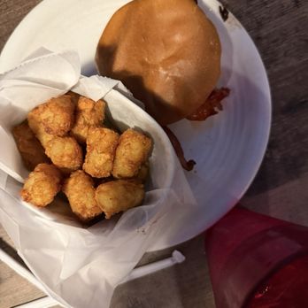 Rally Point Grille - Always loyal cheeseburger, my 14 year old said it was the best burger he has ever had. - American Near Me - Woodstock, Georgia