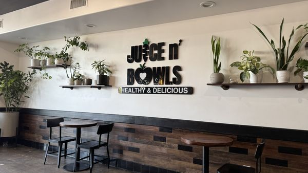 Juice n' Bowls by null