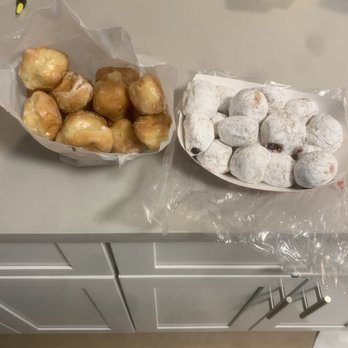 Galloway's Bakery - Jelly and glazed donut holes - Bakeries Near Me - Scarsdale, New York Galloway's Bakery - Jelly and glazed donut holes - Bakeries Near Me - Scarsdale, New York