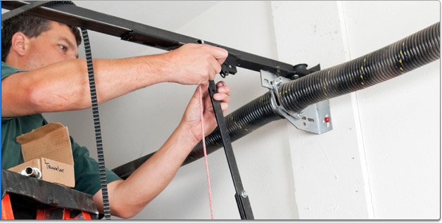 Quick Fix Garage Pros - Garage Door Contractor in Springfield, MO